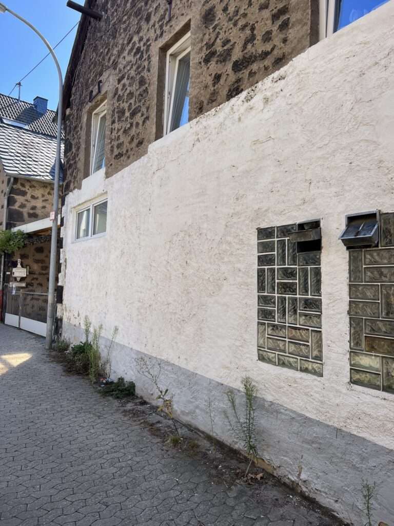 Außenansicht ehemalige Gewerberäume in Altbau